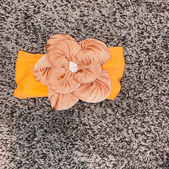 over 50 bows - Picture 2 of 13